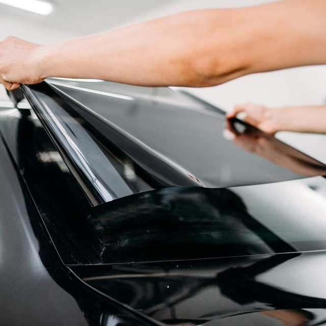 Pellicola ceramica ad alta trasmittanza per parabrezza auto